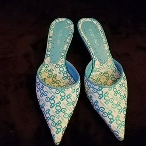 BCBG shoes